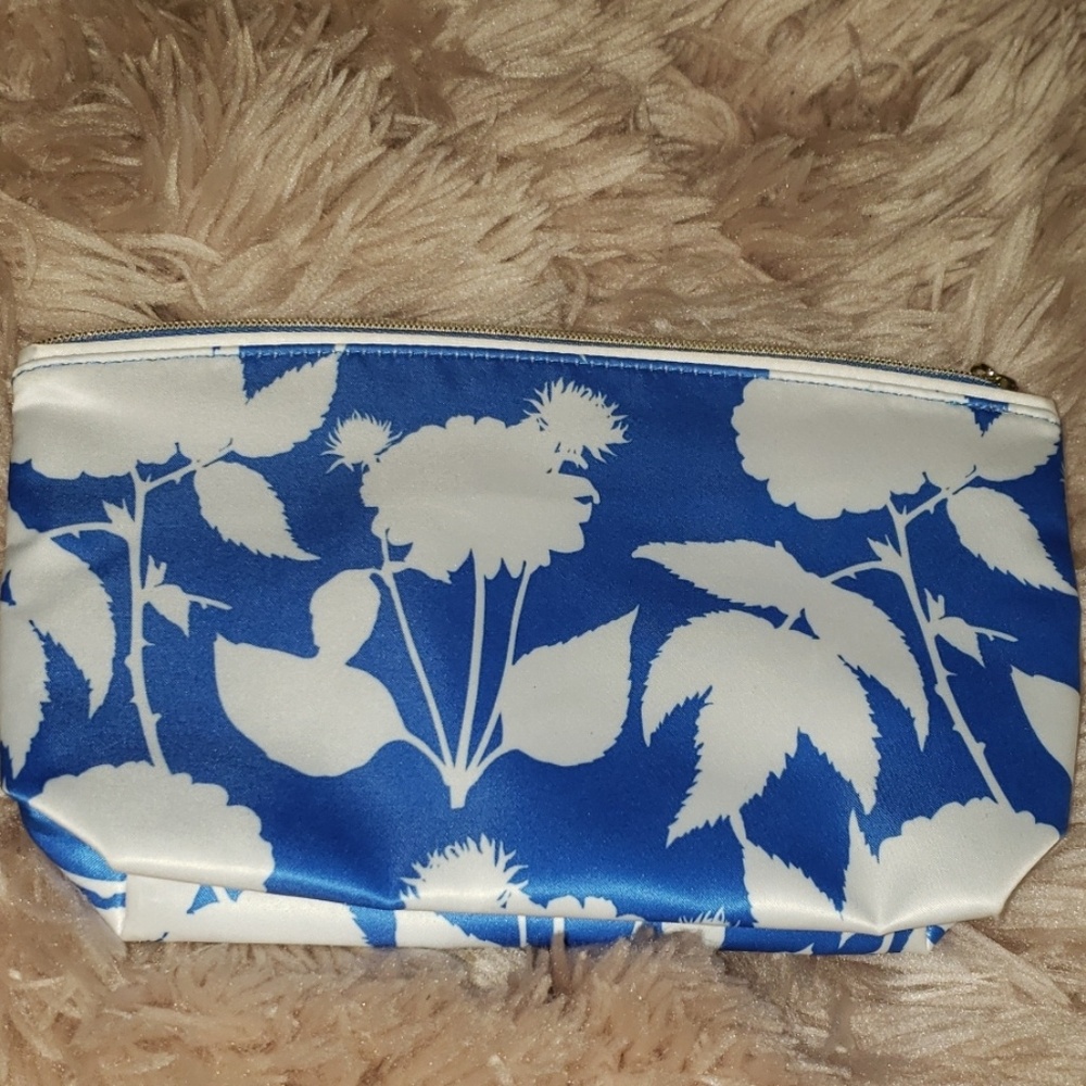 makeup bag/travel bag